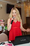 Ведущая, певица на, праздник
www.yourstar.su