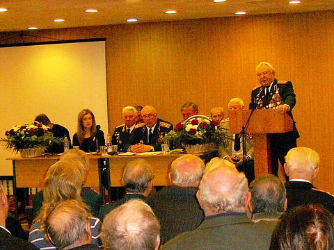 22апр10г На Конференции в ГДО, Ленин и Сталин - наше знамя!, nkolbasov, Одинцово, Ново-Спортивная д.6